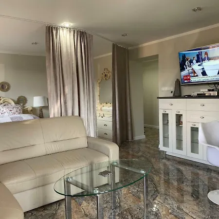 Apartament W Sosnowym Zakatku 公寓 *